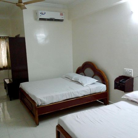 Sahasra Residency Hotel Hyderabad Luaran gambar